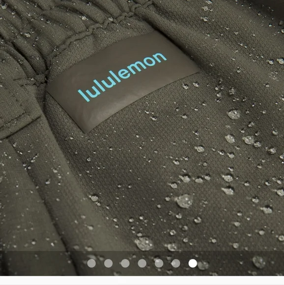 Size 30 Men's lululemon pants - Picture 4 of 11